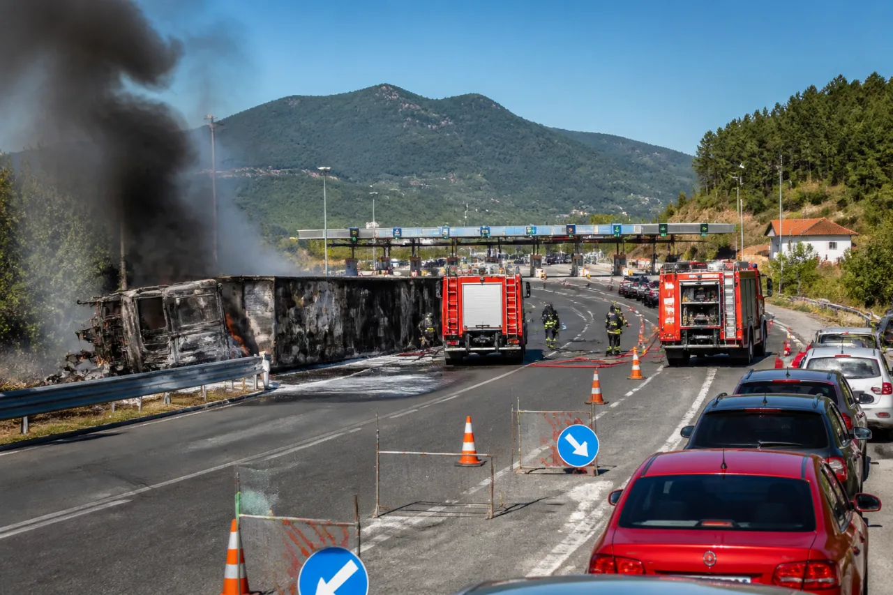 Αποκαταστάθηκε μέρος της κυκλοφορίας στην Εγνατία μετά από τροχαίο με νταλίκα στην Ξάνθη