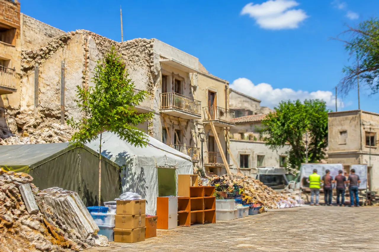 Αρκαλοχώρι: πέντε χρόνια μετά τον σεισμό, παραμένουν φόβος, ανασφάλεια και ανάγκη για στέγη