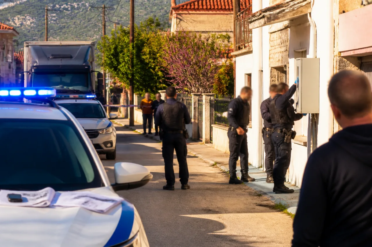 Εντατικοί έλεγχοι σε Βέλο-Βόχα και Σικυώνια: έξι συλλήψεις σε στοχευμένη επιχείρηση