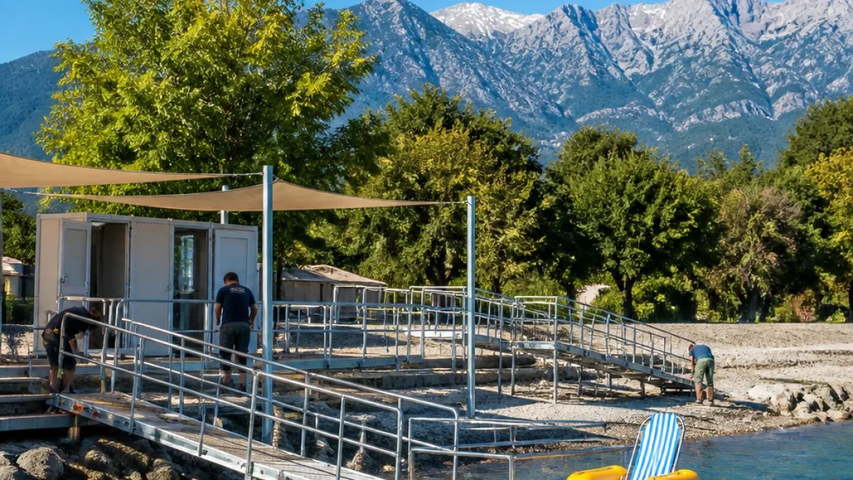 Νέες εγκαταστάσεις προσβασιμότητας ενισχύουν τις παραλίες κοντά στο Λιτόχωρο