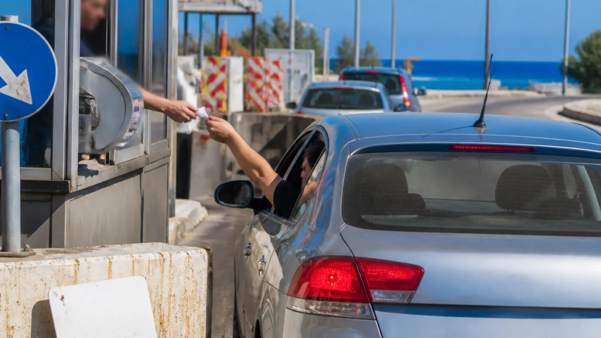 Προσοχή στους σταθμούς Λεπτοκαρυάς–Πλαταμώνα: πώς να αποφύγετε διπλή χρέωση 0,80€
