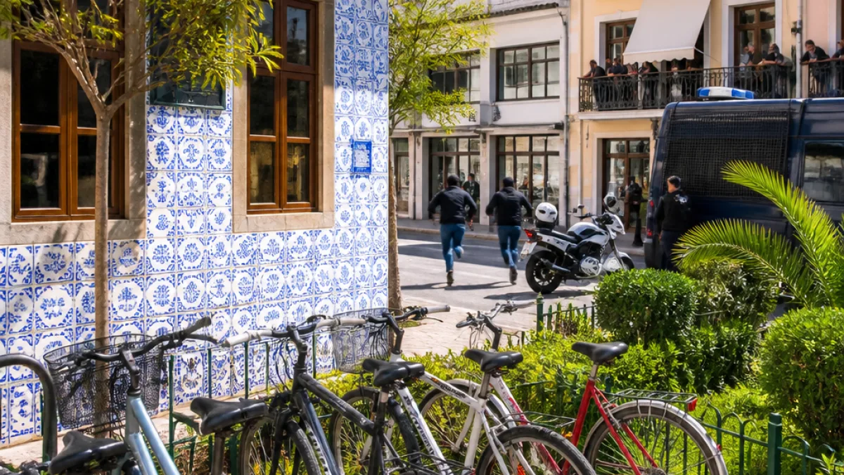 Συνελήφθησαν δύο ανήλικοι στην Ξάνθη για απόπειρα κλοπής πέντε ποδηλάτων σε πολυκατοικία